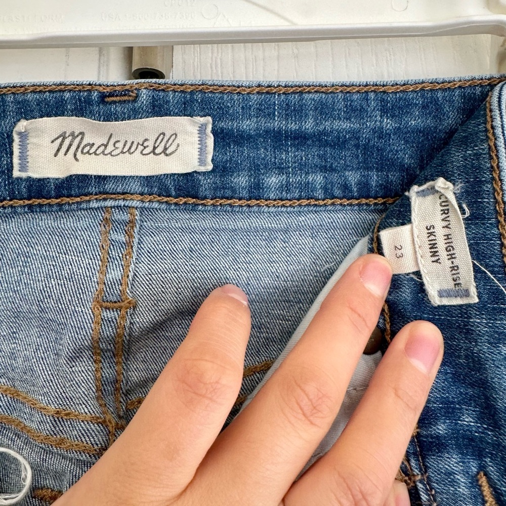 Madewell Curvy High Waist Skinny Medium Wash Jeans - Picture 7 of 9